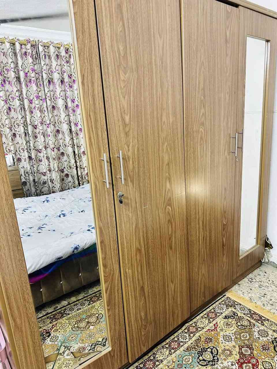 السلام عليكم
هذي غرفتي تركيه نفر ونص خمس قطع نظيفه جدا والضرر بسيط بالجامة 
مكاني بغداد 
السعر ٣٥٠


**إذا كنت صاحب هذا الإعلان وتريد حذفه لأي سبب، رجاءا أرسل رسالة إلى الدعم الفني**