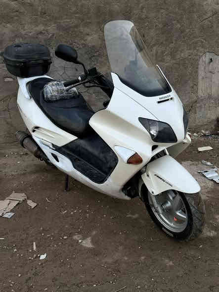 ياالله فورزهfm 6/0لؤن ابيض  بلاد  مكينه كلجات 
بعده جديده 
مري جددتخم تاير جدد 
ستاند حساس كلؤب جنطه  كهربايات كيجات كلهه شغاله طستهه ناعمه حماؤه نص ثابته 
الدراجه نضيفه كلش، صؤر تحكم ؤاحلا من صؤر شرط اؤراق كامله سعر850 ‏مكانهه بغداد مدينه الصدر شراي اتصل علرقم ؤتدلل ***********
