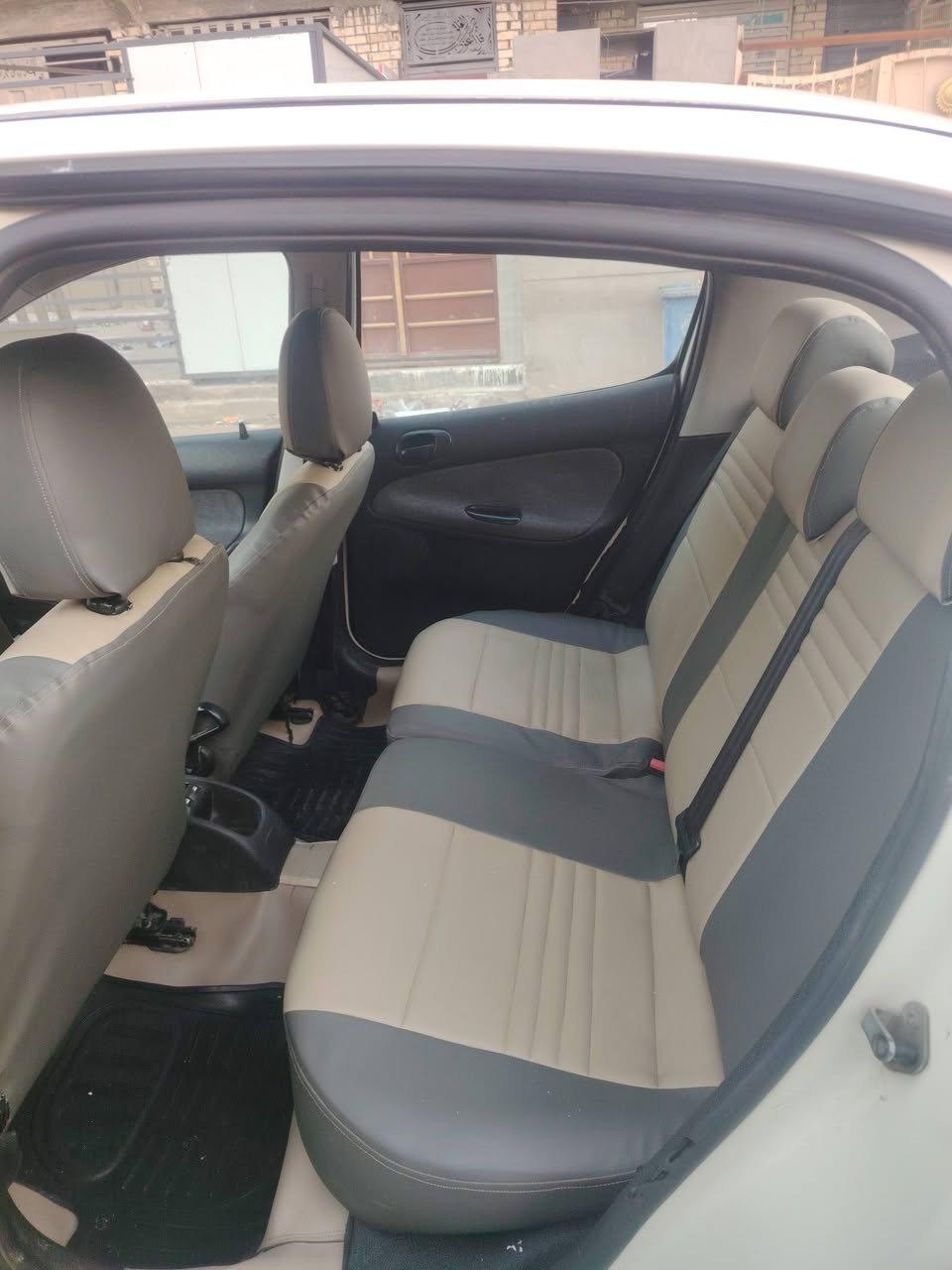 السلام عليكم بيجو فرنسي 206صالون /مديل2008نضيفه بمعنه الكلمه
كفاله كير محرك تتفئه تبريد ثلج تخم تايرجديد
سياره رقم بغداد بسمي
تحويل ثاني يوم السعر 48 ورقه /رقم الهاتف ***********
