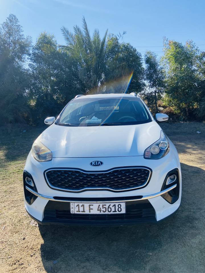 ‏سلام عليكم للبيع سبورتج 2020خليجي مشروع وطني رقم بغداد الجديد باسمي محرك 2000 دوش محرك والكير على الشركةالسيارة بدون صبغ بدون تبديل بيها كارت بسيط الباقي كفالة ماشية 99الف السعر 197وبي مجال لشراي العنوان بغداد المحمودية استفسار☎️***********
