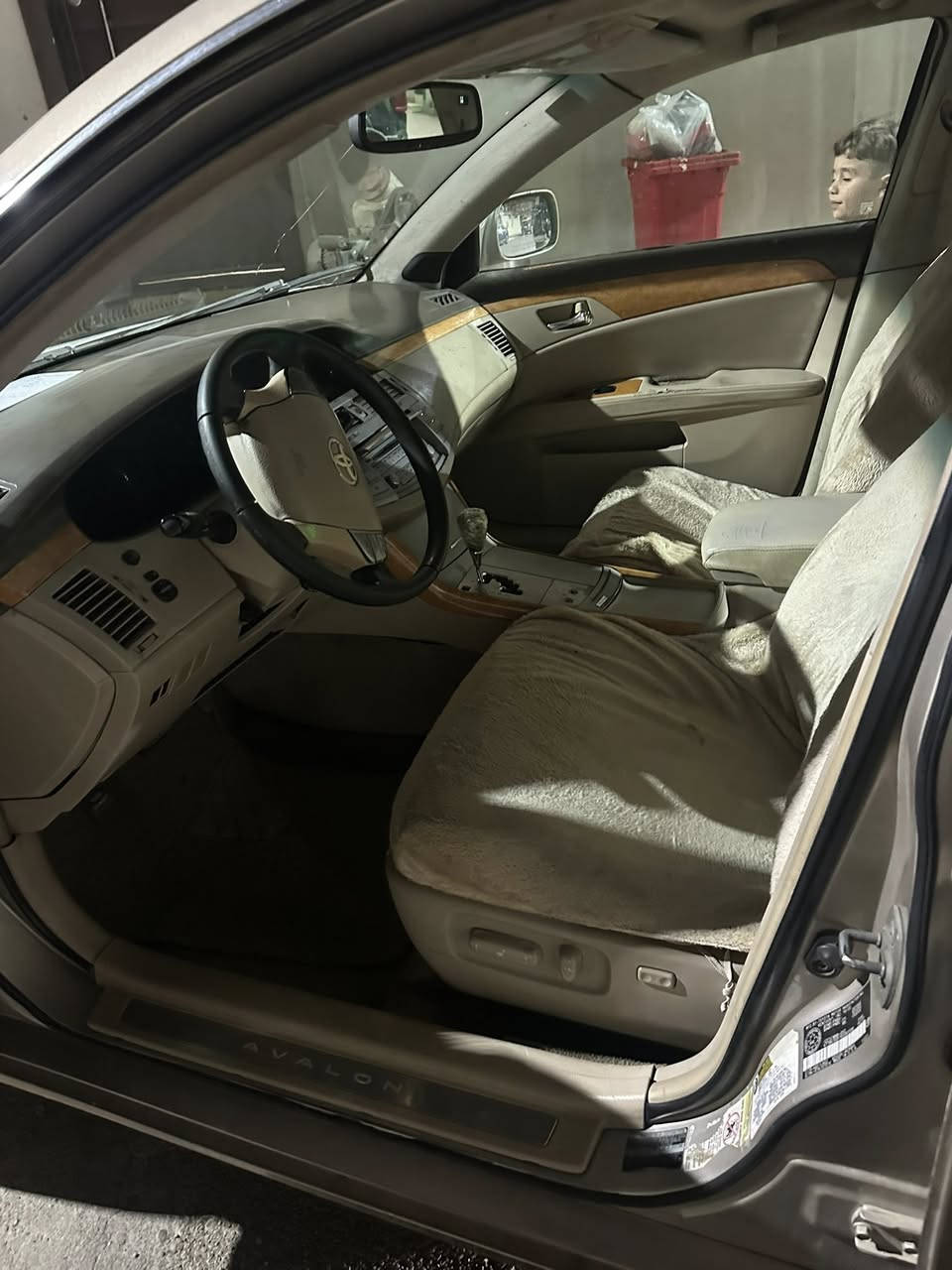 السلام عليكم 
افلون موديل 2006
محرك 6 v
فول لمتدد صبغ عام حادث خلفي فقط 
تخم تاير جديد صدر مابيها نقص 
رقم بغداد تحويل مباشر 
***********
سعر مناسب
