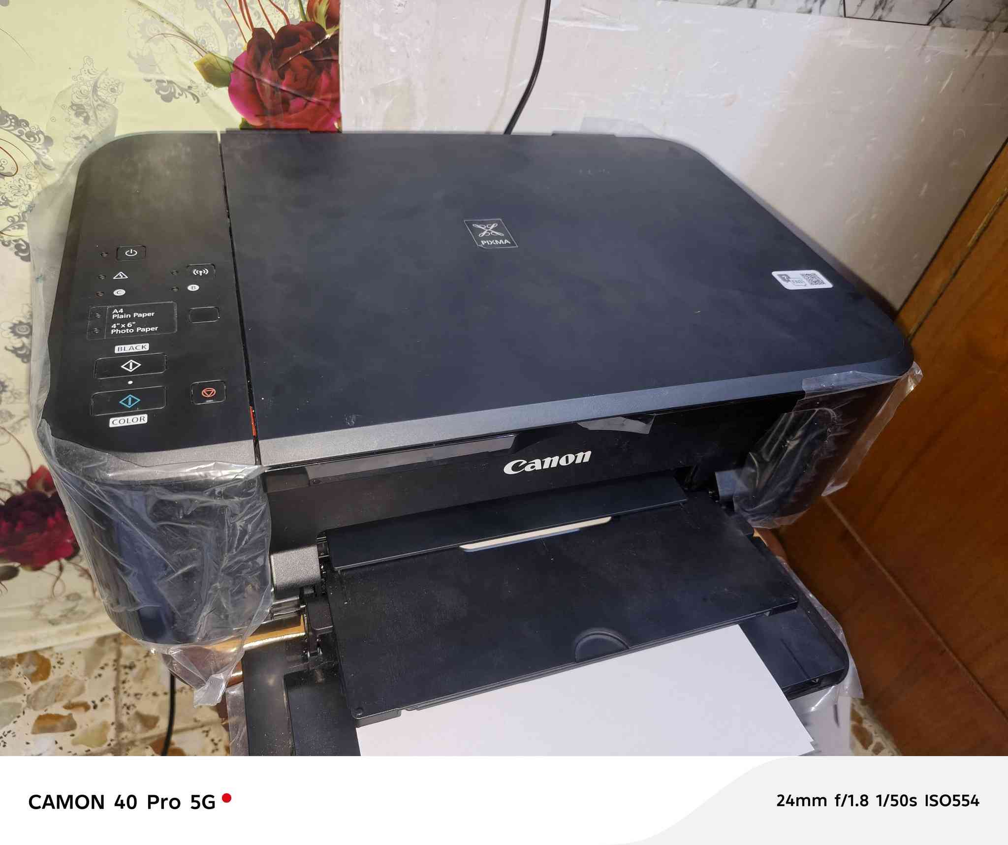 السلام عليكم طابعه كانون استعمال منزلي  قليل صار 10ايام من اتشتريتها استنساخ واضح شوفت عينك يوجد توصيد داخل الحله فقط السعر 90 الف ***********
