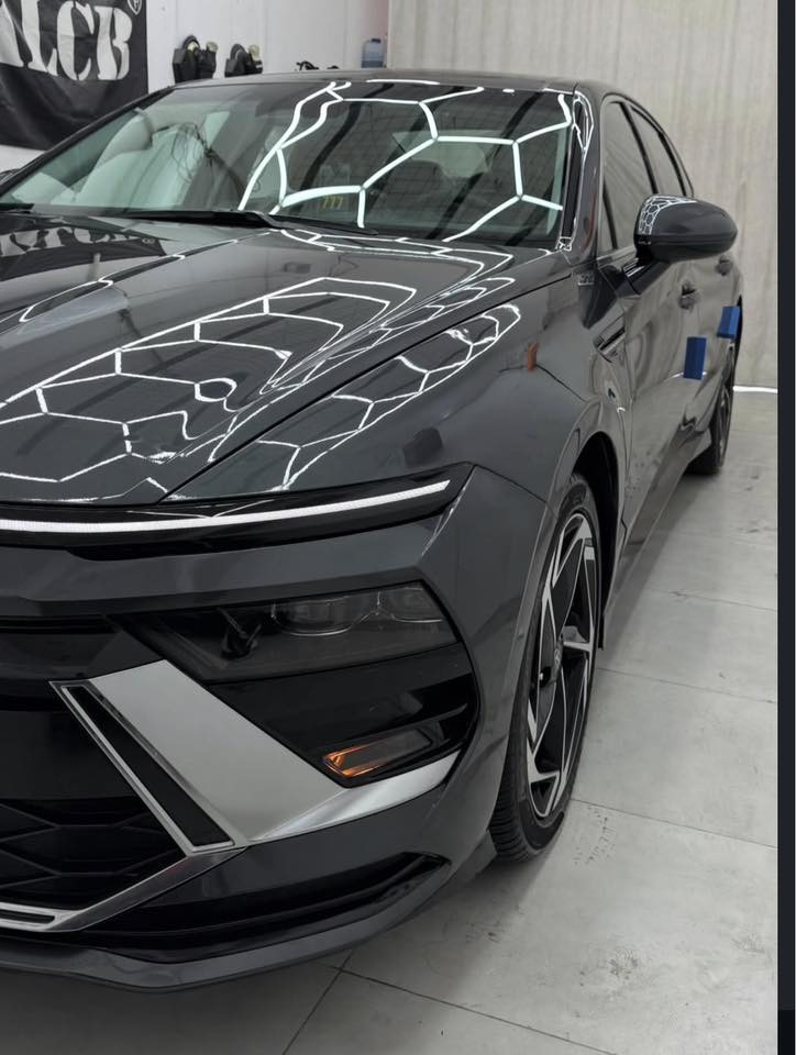 السلام عليكم سوناتا 2024 فول للاخير السيارة ماشية43 الف  حادثها بدون ايرباك وشواصي ولغد كفالة بيها 3قطع كلير امريكا فقط صبغ شركة يعني 
رقم مثنى شهداء وكالة السياره بيها
جديدة بمعنى الكلمة 
بانوراما كشنات تدفئة
كشنات جلد 
تخم تاير جديد 
((السيارة فول مواصفات)) 
برغي مابيها نقص للاستفسار
***********
