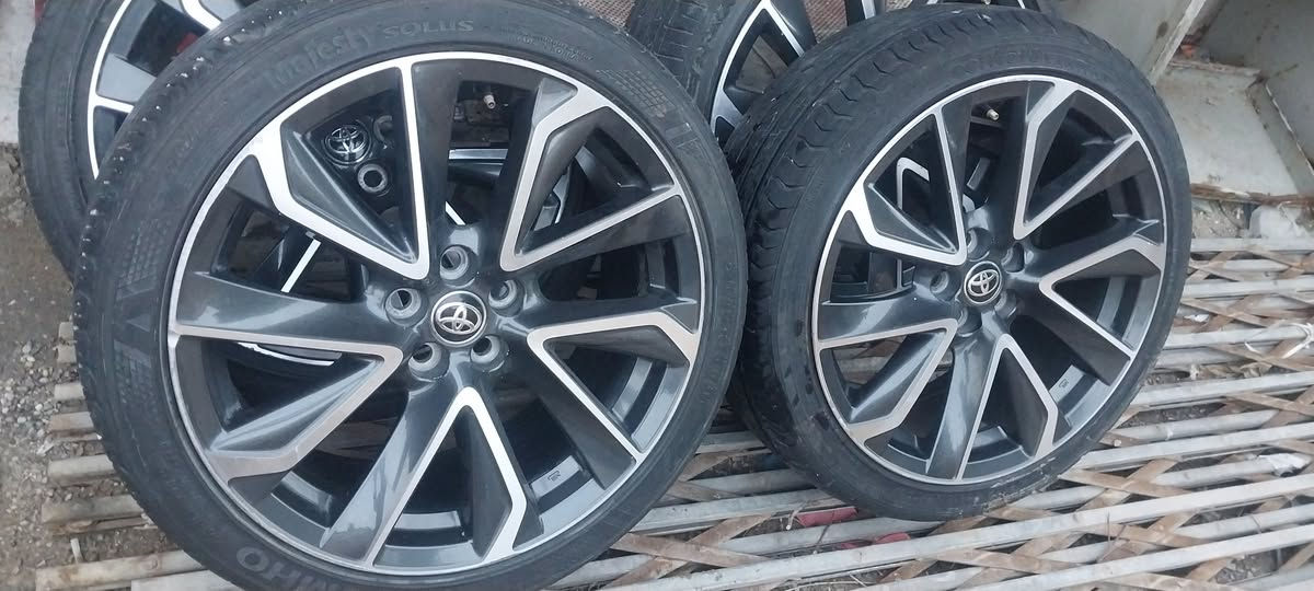 السلام عليكم شباب تخم ويل كب كورلا امريكي se حجم ١٨للبيع او مراوس مكاني بغدادهاتف ***********وبيه واتساب  الشراي يراسلني واتساب اوخاص لان مامتواجد ع التعليقات
