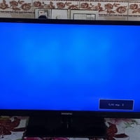 شاشه شونك 32  شغاله عاديه وليس انترنت بغداد  السعر 60 الف  هاتف 077092...