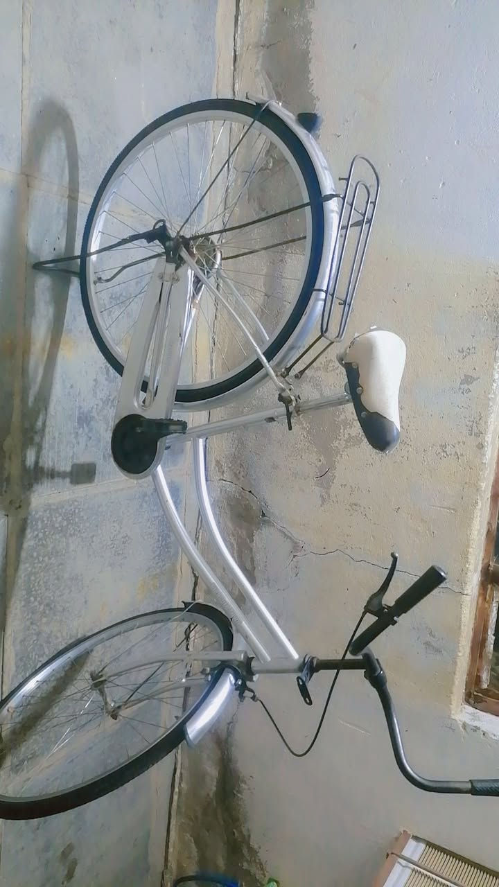 للبيع حجم 27
السعر 100 وبي مجال


**إذا كنت صاحب هذا الإعلان وتريد حذفه لأي سبب، رجاءا أرسل رسالة إلى الدعم الفني**