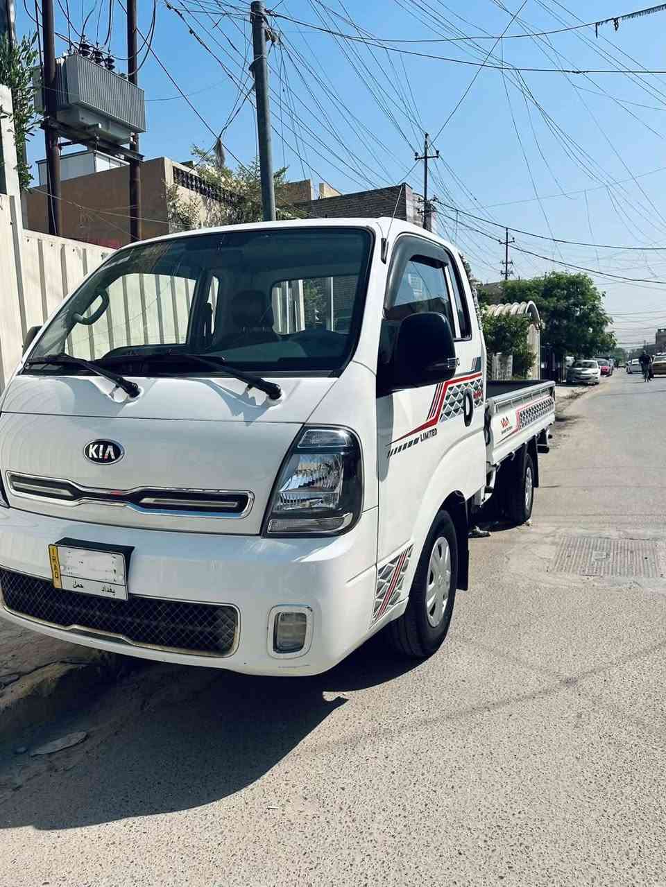 السلام عليكم 
للبيع كيا بنكو موديل 2022 رقم بغداد بأسمي محرك 2700 بدون صبغ 
محرك كير شاصي كلها بعدها على وضع الشركه 
ماشيه 75 السعر 145 مكاني بغداد 
للاستفسار الاتصال على 
*********** 
***********
