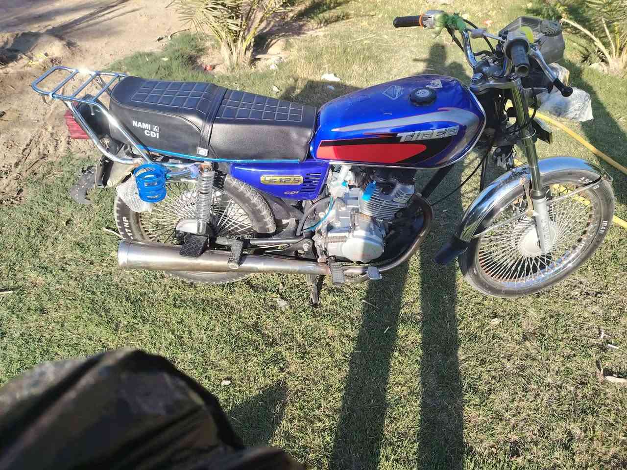 تايكر سكنر 21 نظيفه مال جناي
ب500 وبيه مجال
مكانه عفج
***********
