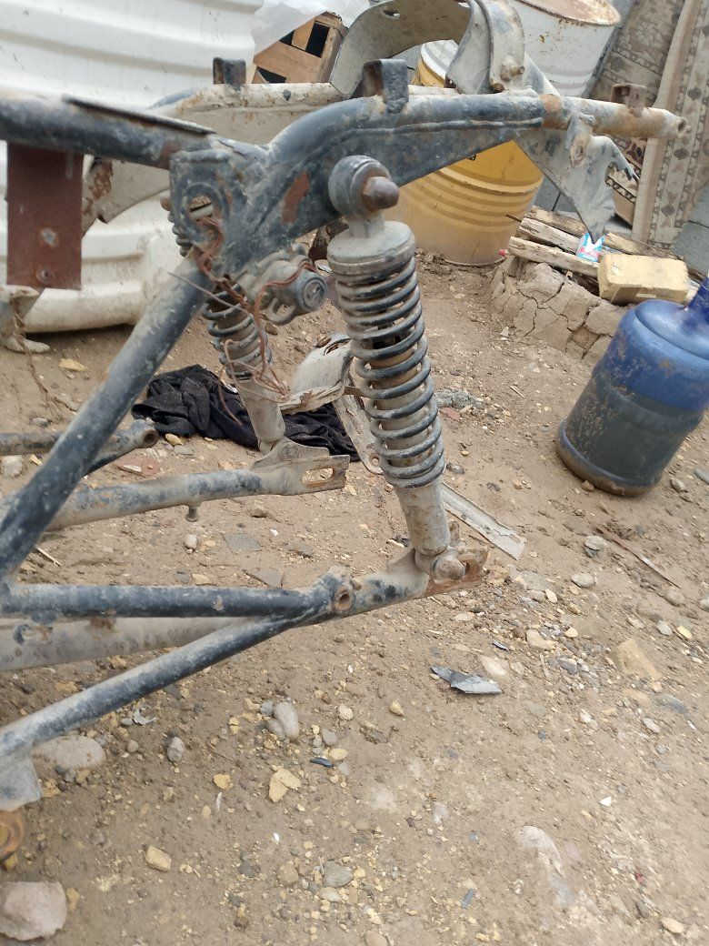 غراض دراجة لبيع شتريد موجود وسعارهن مناسة جوة السوك مكاني كوت


**إذا كنت صاحب هذا الإعلان وتريد حذفه لأي سبب، رجاءا أرسل رسالة إلى الدعم الفني**