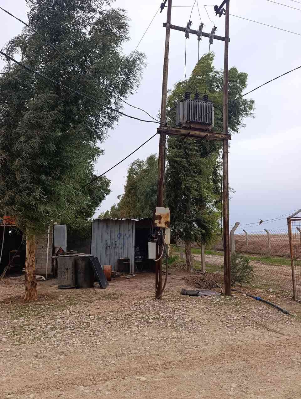 #حقل دواجن جاهزة للبيع موقع ممتاز 💒💒💒

#المساحة،،(  دونمين )
عرض دواجن ١١ متر 
النزال ٦٥ متر يلزم عشرة الف دجاج
يتكون من بيت جاهز مع بيت لحرس مع مولدة   مع تانكي ماي
محولة كهرباء مع بير ماء 
دواجن جاهز لشغل بدون نقص حاليا بيها وجبة دجاج 🌷🌷

#العنوان،، كركوك،، ناحيةليلان،، طريق خالوبازياني 
المكتب بخدمة زبائنه الكرام 🎄🎄
اللاستفسار اتصال ع ارقام مكتب جمال للعقار والمقاولات
 
 ***********📞واتساب 

#ملاحضة
يمكنكم إرسال الاراضي والأملاك للأعلان عنه في صفحتنا بدون مقابل 
عنوان كامل للمُلك 📌
كم صورة من المُلك🏡
سعر المُلك💰
