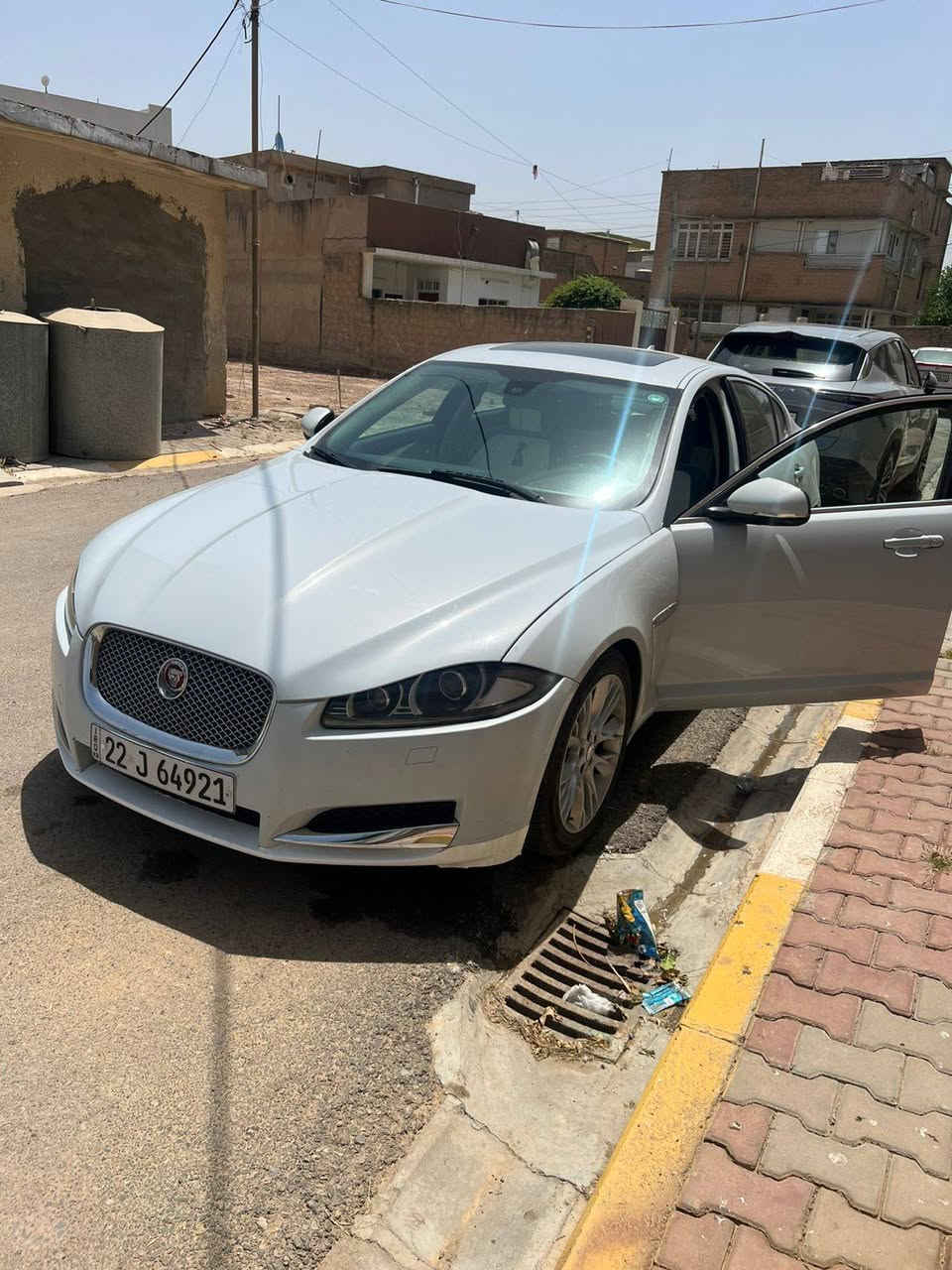 السلام عليكم
جاكوار XF 2015 2.0L
جاكوار خليجي اكس اف وكاله سردار صفر عراق كفاله عامه عدى بارد في الجنطه بدون دواخل بدون ارباك بدون اي شي سياره جديده بمعنى الكلمه
فول مواصفات محرك ٤ سلندر ٢٠ توربو المرغوب ماشي ٩١  الف ميل فقط 
سياره بدون اي خلل بدون مصرف جاهزه السياره 
مكانها كركوك رقم اربيل باسمي
تحويل شرط 
سعر ١٢٥ ورقه و بي مجال للطيبين
اي استفسار اتصال على الرقم
***********

