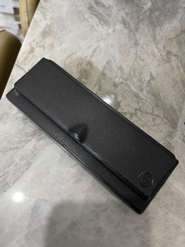 السلام عليكم اغراض بيئم 525 تليفون /نفاظة اصير بالباب اصلية / جنطة طبابة كاملة مابيهة نقص /قاعدة صير يم العصة مال الكير التواصل فقط واتساب ***********
