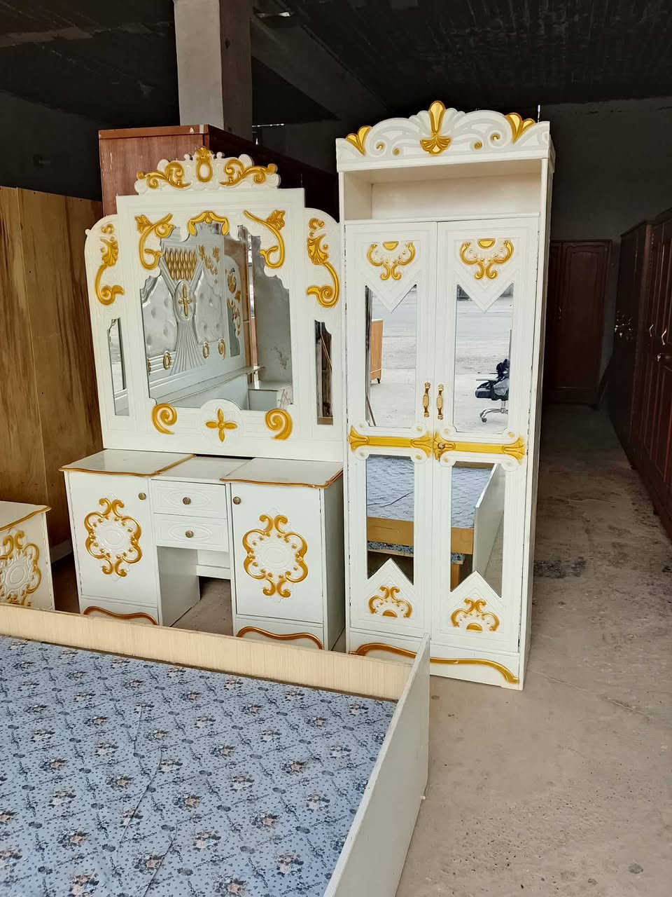 صاج نضيف حيل 
مستخدمه شي قليل 
اي ظرر مابيهه
سعر ٧٢٥ يوجد توصيل داخل تكريت والعلم وبيجي والدور


**إذا كنت صاحب هذا الإعلان وتريد حذفه لأي سبب، رجاءا أرسل رسالة إلى الدعم الفني**