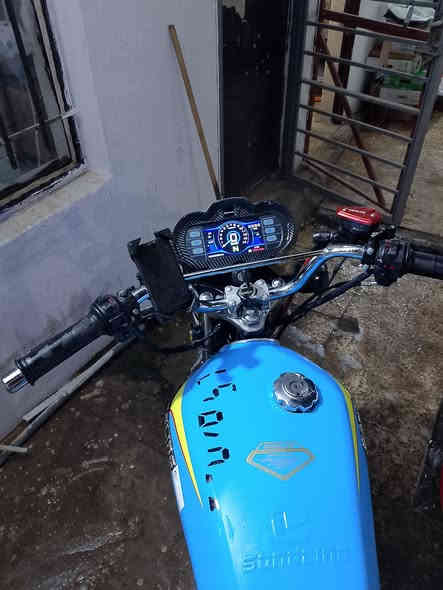 ماطور لل بيع 2024 شرط ما مفتوح و كلو شغال مكاني موصل جانب الايمن المنصور قرب جامع الحق السعر 600 و بي مجال الرقم ***********
