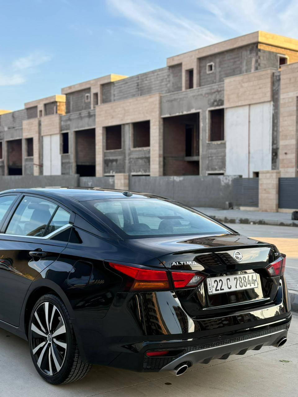 سڵاوی خوای گەورەتان لێ بێت
نیسان ئەڵتیما ALTIMA 2021 SR
ماوەی ڕۆشتن 59 مایل
مواسەفاتی :
بەسمە
بەسمەی دەرگا
کوشن جلد
شەغال
خەتی جادە
حاسە و کامێرە
گێڕ شەفت
ڕاداری پێشەوە و ئاوێنە
گێڕی سەر سوکان
زۆر مواسەفاتی تر
بەنیسبەت بۆیاخ : پێش و پشتی کەپسە ، چەمەلەخ و روبعێک لە بۆنیتی بۆیاخە ، سۆنەرەکەیم داناوە
گێر و مەکینەی نەکراوەتەوە بەشەرت
سعری 147 گەڵاو مەجالێکی کەم
شوێنی سەیارەکە سلێمانی
بۆ زانیاری پەیوەندی بکە 
***********
