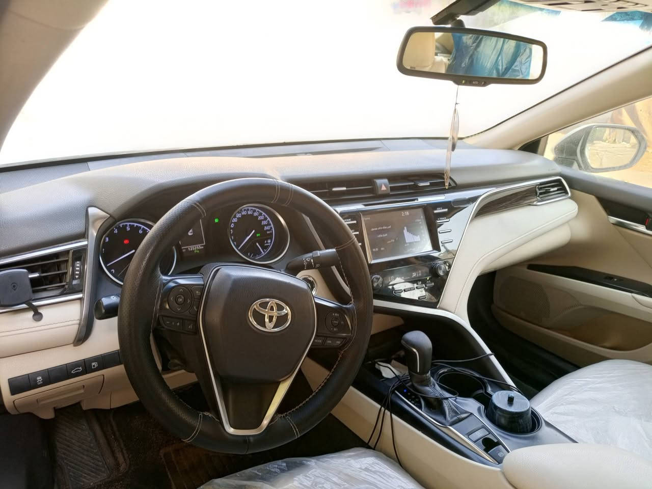 سلام عليكم
كامري موديل 2018 وارد خليجي فئة GLE 4vمعروفه مواصفاته فول السياره ابسمي اتريد تحويل اتريد وكاله السياره كفاله عامه لون صدفي سنويه وهزه جديده ماشيه 133الف مكان السياره نجف السعر 223 رقم الهاتف:***********
