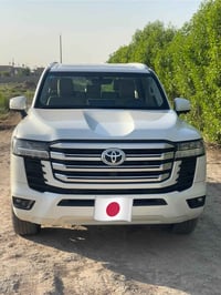 لاندكروز GXR • ٢٠٢٣ • ٩٠٠٠٠ كم