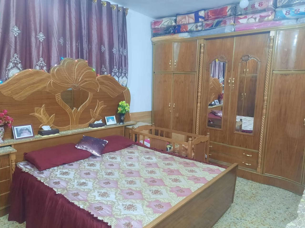 للبيع...... غرفه صاج حطاطه او ما يسمى تسگام 
ملحق طابقين ست ابواب مع ملحقاته كامله للأنتقال وعدم كفاية الموقع.. 
للأستفسار 
***********
***********
***********
