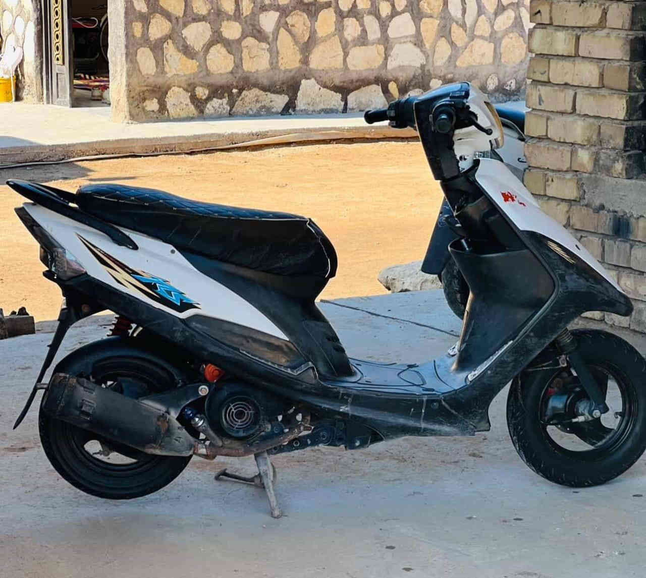 سلام عليكم ماكس عدله للبيع الاستفسار ع الرقم ***********
