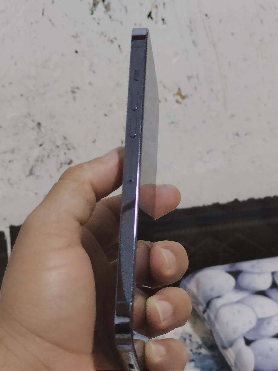 ١٣ برو مكس. ذاكرة ١٢٨ بطاريه ٧٨ تك سيم.  جلخ ما بي بي طخة خفيفه تفاصيل خاص سعر ٥٧٠ بس مجال رقمي وتساب ***********
