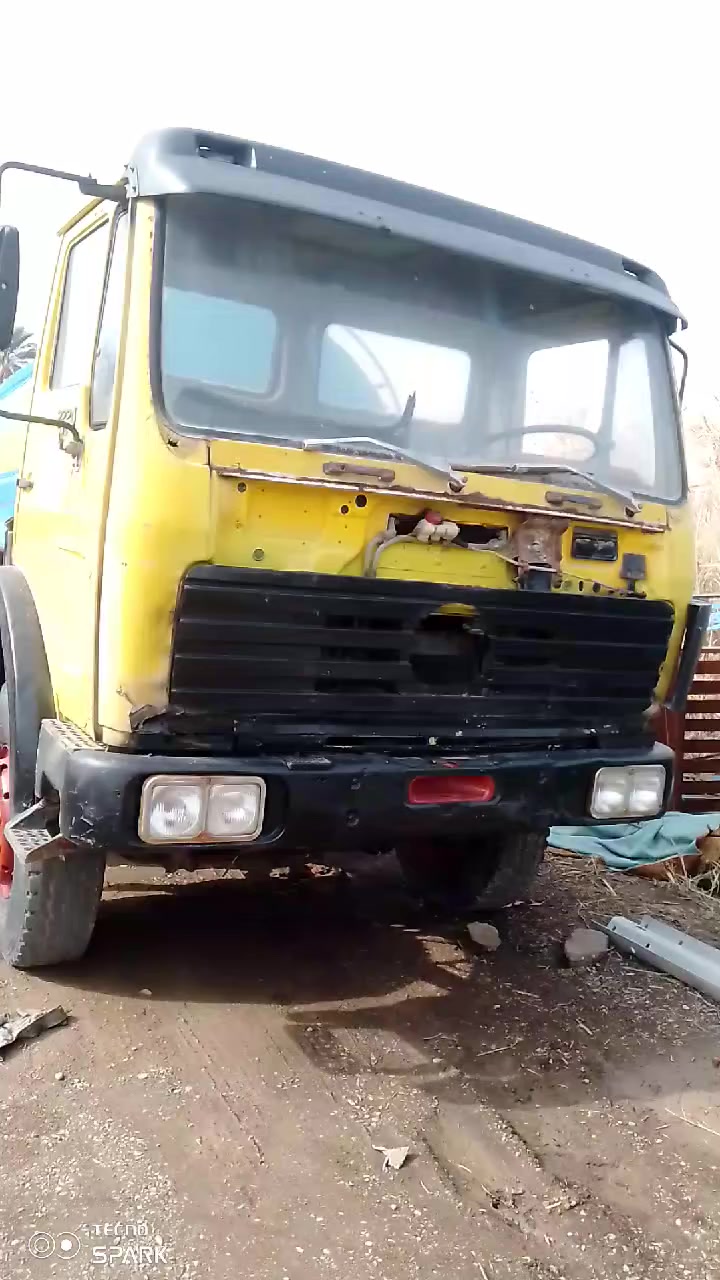 للبيع البي مكينه 8 گير 25 تانكي 15 الف لتر تايرات حجم 20 صاج السعر18 مليون وبيهه مجال چاهزللعمل مناقصه اي شي       مكان الكوت ،،،،***********,,,***********,,،ممتواجد عل الفيس رجأ ن
