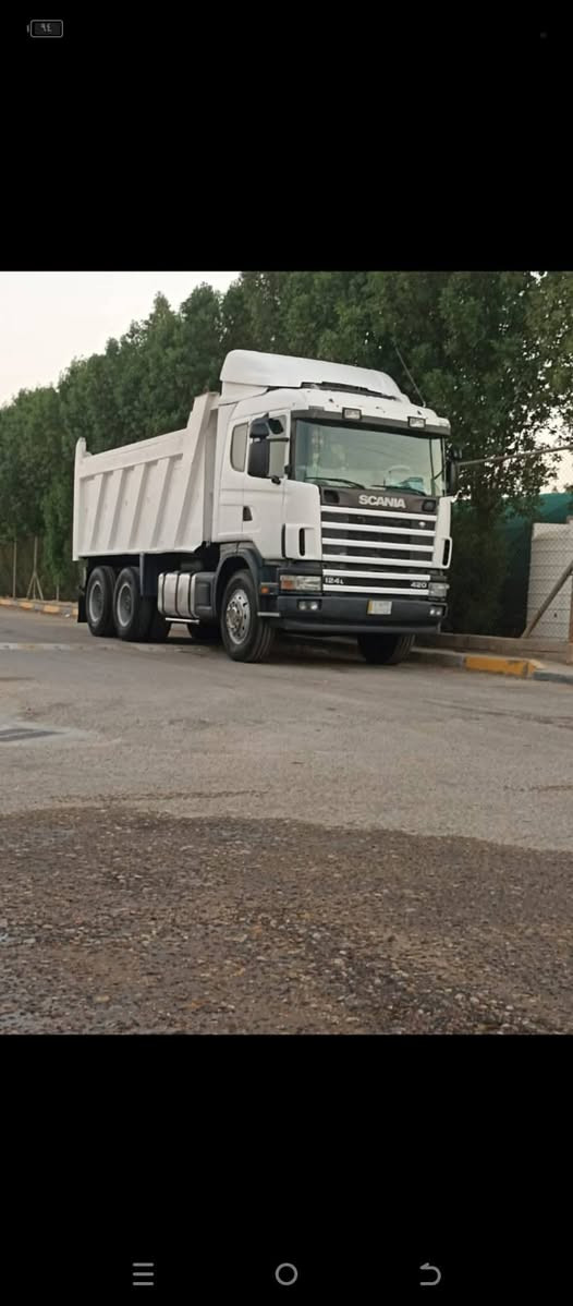 سكانيا موديل 2004 اصل رقم بصره بأسمي  مكفوله كفاله عامه تخم تاير مكينه 6 انجكتر لاتبخير ولاتنقيص  گير 900 مجموعه 2000 خفيفه ***********///***********
