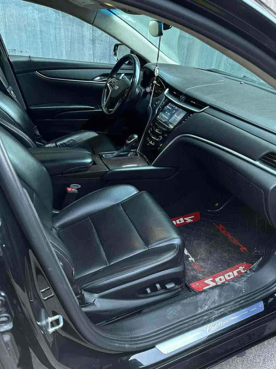 سلام عليكم للبيع اوللمراوس كاديلاك 2018 🇺🇸
مواصفات XTS◀️3.6 V6
سياره حادثها قطعتين صبغ نص بنيد وجاملغ سكن لا دواخل لا ايرباك محرك كير بشرط
مواصفات داخل جلد اسود كشنات كهرباء تحكمات خلفيه بردات عدد3 ويل كروم بعد هوايه مواصفات مذكرتهن سياره جاهزه من كلشي تحويل بشرط سعر155 ومجال للشرايه
مكان سياره اربيل
📱***********
📲***********
