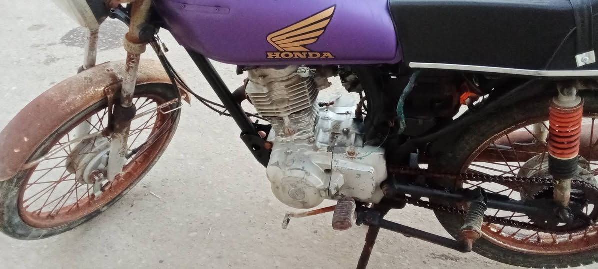 البيع سعر 200.             ***********

