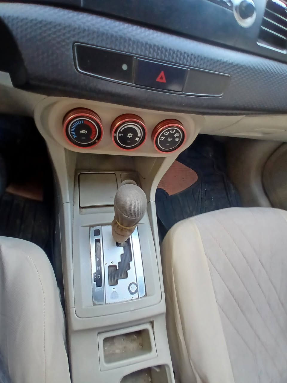 2008 makina 20
بي ليدران لو جواني ***********
