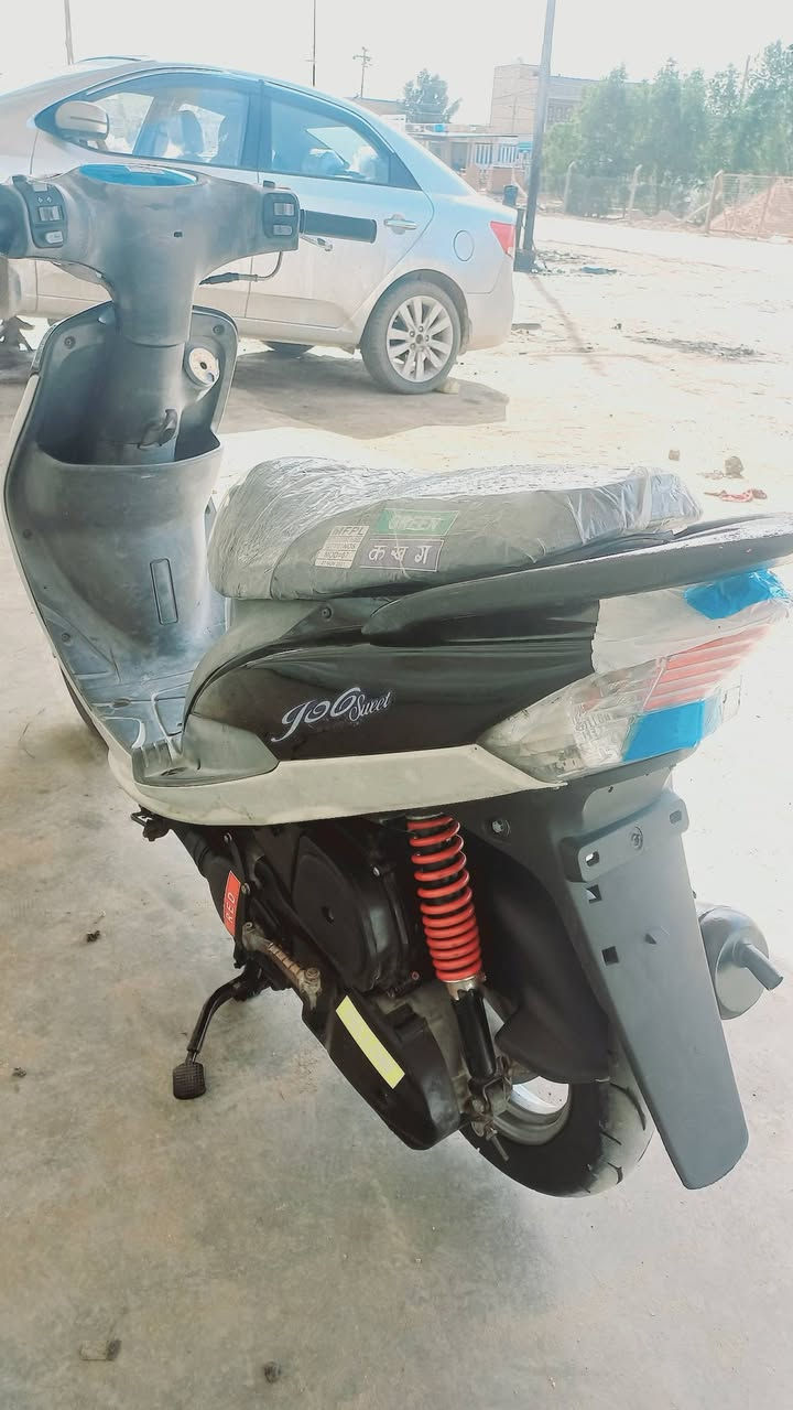 ماكس منغولي للبيع شغاله اشاير لايت هورن شلعه ومعدل تخبل كهربائيات كله شغاله سلف نگره نعومه فول مفتوحةفقط ولفات السعر 550 وبيه مجال حك جيه مكان دوانيه قضاء السدير ***********
