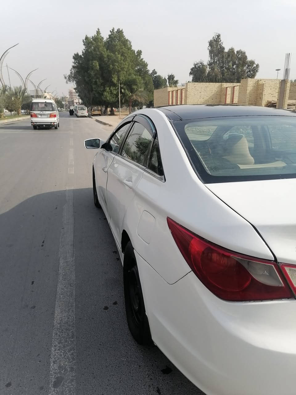 سلام عليكم
سوناتا موديل 11 خليجي مجفيه خفيف كلش يعني القماره كزاز ما مبدل مجرد تجيه خفيفه اكفلك بجم شواصي لغود جنطه ومكينه وكير وتبريد 
مواصفات بنورما جام 
تحكمات ستيرن 
تحكمات كشنات وتحكمات مري 
ومري شفط واشاير بل مري مكينه دوش 2400  شاشه ارضيه جلد سياره مصبوغه عام علمود توحيد الون و جماليه  مالكه موجود تريد تحويل تريد وكاله اي وقت حاضر  مكان سياره كربلاء سعر 77 وبيها مجال قليل
ترهم مراوس حسب القناعه
رقمي ***********
