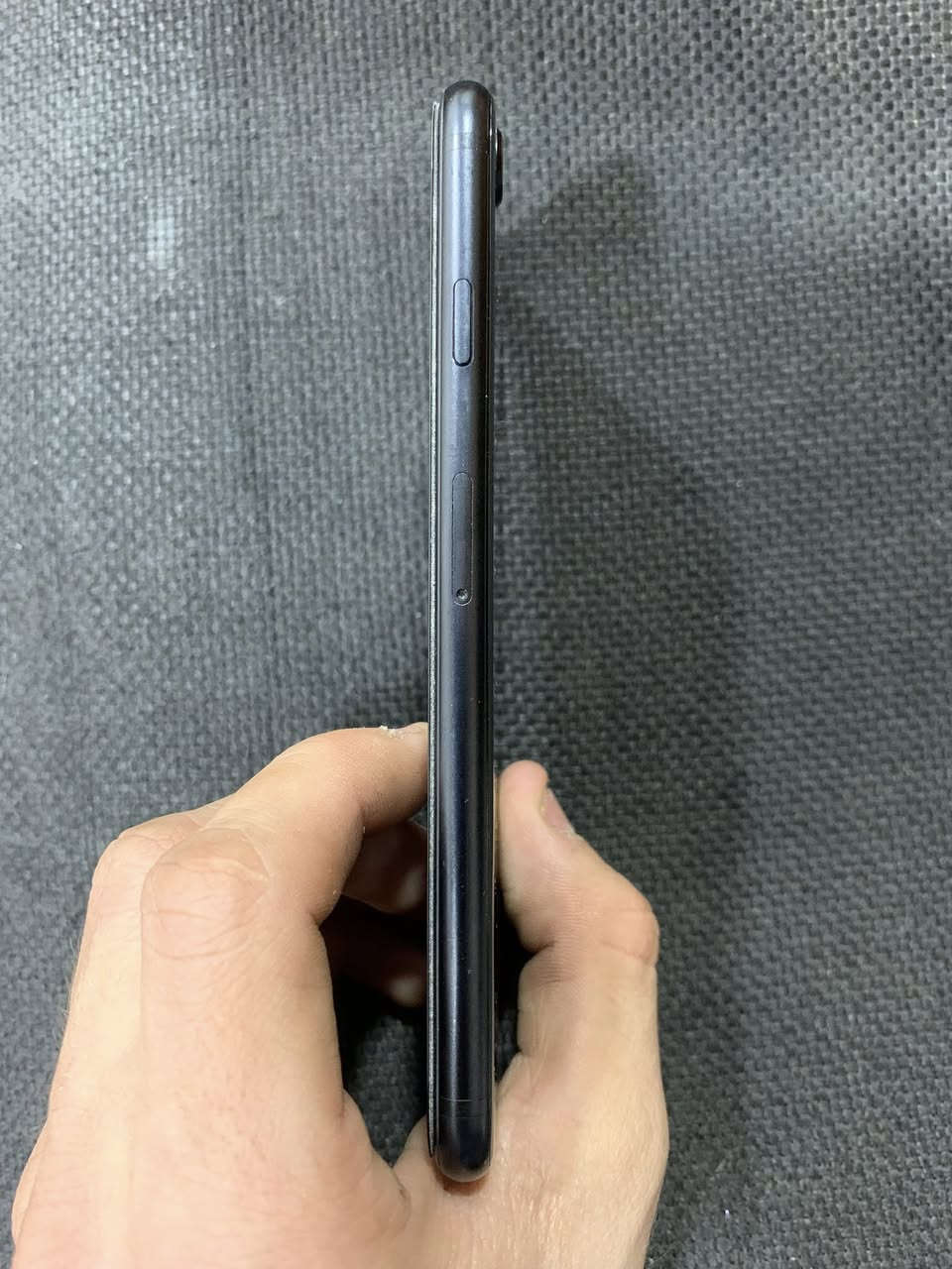 سلام عليكم متاح ايفون SE2020 جهاز ما مفتوح بطاريه 82 ذاكره 64 محدث IOS.26 نموذج M جهاز معروف نظافه كدام العين (ملاحظه الزكه مفطوره فقط الزكه مو شاشه ولا كلاس) جهاز شرط سعر130 وبي مجال للطيبين مكاني موصل ايسر ***********
