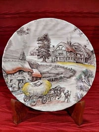 صحن أنتيك • مختوم يوركشاير • قطر ١٣ سم