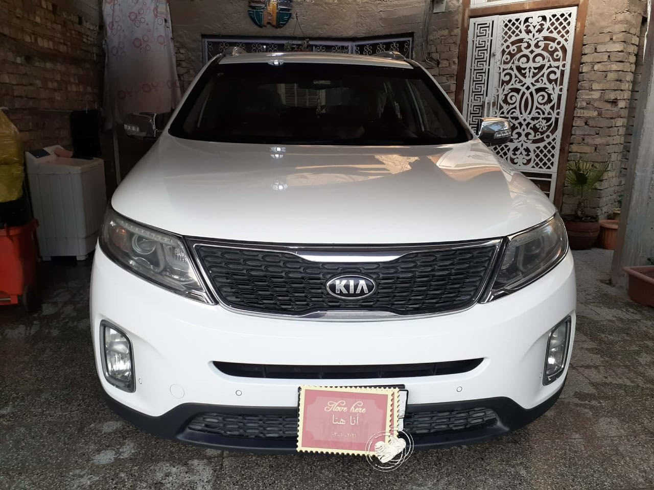 سورنتو موديل
2015 خليجي
مكفوله عده بيها 
حالوبات بل قماره وال بنيد 
مصفات 
بصمه تشغيل
بصمة ابواب
حساس خلفي 
كامره دواره
كراسي كهرباء
المحركه مبدل بي كاز كيت فقط 
رقم بغداد 
مكانها بغداد مدينه او السيديه حسب 
التواجد يعني 
السعر ١٧٥ وبيها مجال 
الرقم ***********
