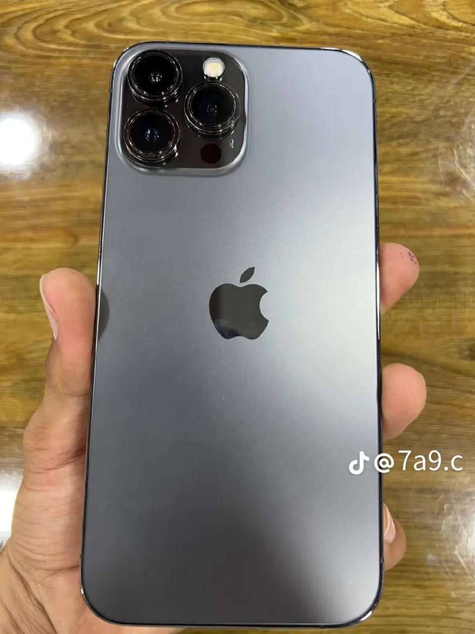 السلام عليكم مكتب محمد للهواتف النقاله
✅ايفون 13برو ماكس للبيع

✅الجهاز امريكي نموذجM
✅البطاريه 85بلاديه، ممعلايه
✅الجهاز نظيف فول مثل مموضح _بلصور الجهاز مكفول من كلشي
ا
✅العنوان النجف الحيره توصيل لكل انحاء العراق
✅السعر 775
الحجز خلال يوم اسم ورقمك وعنوانك وتثبيت طلب 5اسيا 
الاستفسار رقم واتساب ***********
تثبيت طلب 5اسيا
