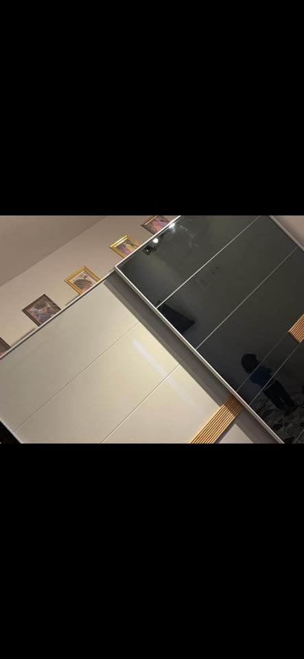 للبيع بمليون و200مكاني شارع حيفا بغدادالاستفسار ***********
