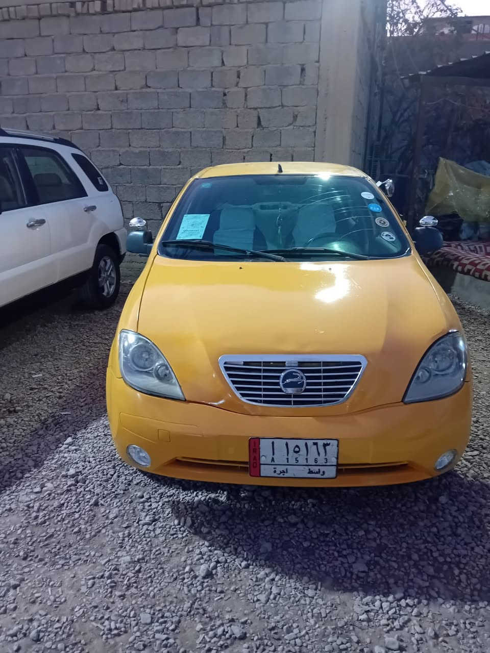 طيبه مديل 15مصفره هيه وغرمات سياره جديده بيه جاملغين أمامي وخلفي حداديه وشواصي جدد تخم تاير سنويه جديده ما منتهيه تحويل صافي رقم واصط وتحويل بكربلاء كير ومكينه مكفولات عنوان كربلاء الحسينه العطيشي ***********سعر 32وبيه مجال
