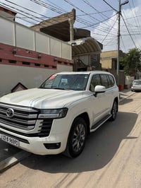 لاندكروز موديل 2024 ساز ام ضمان بعده داخل الضمان  تون توربو زيرو ماشيه...