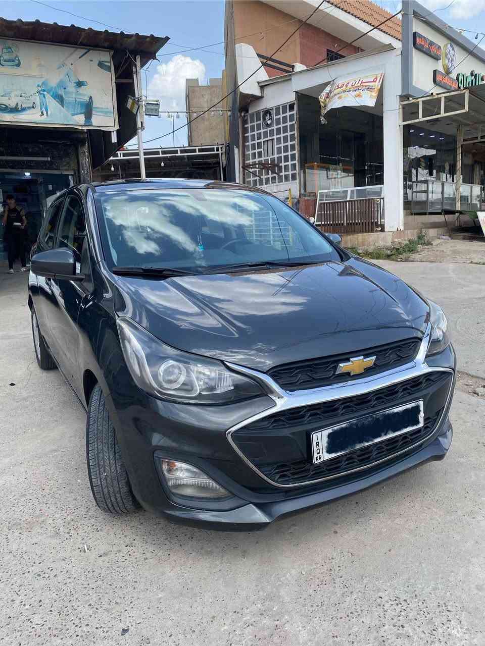 شوفرليت سبارك 2019 خليجي السياره جديده بدون صبغ سعر مناسب
رقم اربيل دولي 

مواصفات السياره :-

ريمونت كونترول 

تحكم ستيرن 

لايت زنون

دبل يرباك

جام 4 اوتو

حاكيه + بلوتوث

مكينه 1400

سويج عدد 2

تبريد ثلج 

كير اوتو + عادي

مانع نزلاق + اي بي اس
 للاستفسار***********
