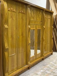ميز تواليت • ميسان • معرض ابو فارس