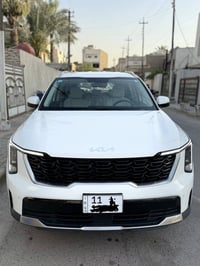 للبيع  سورنتو موديل ٢٠٢٤ خليجي ضمان الشركة الدولية رقم بغداد  ماشية ٣٠...