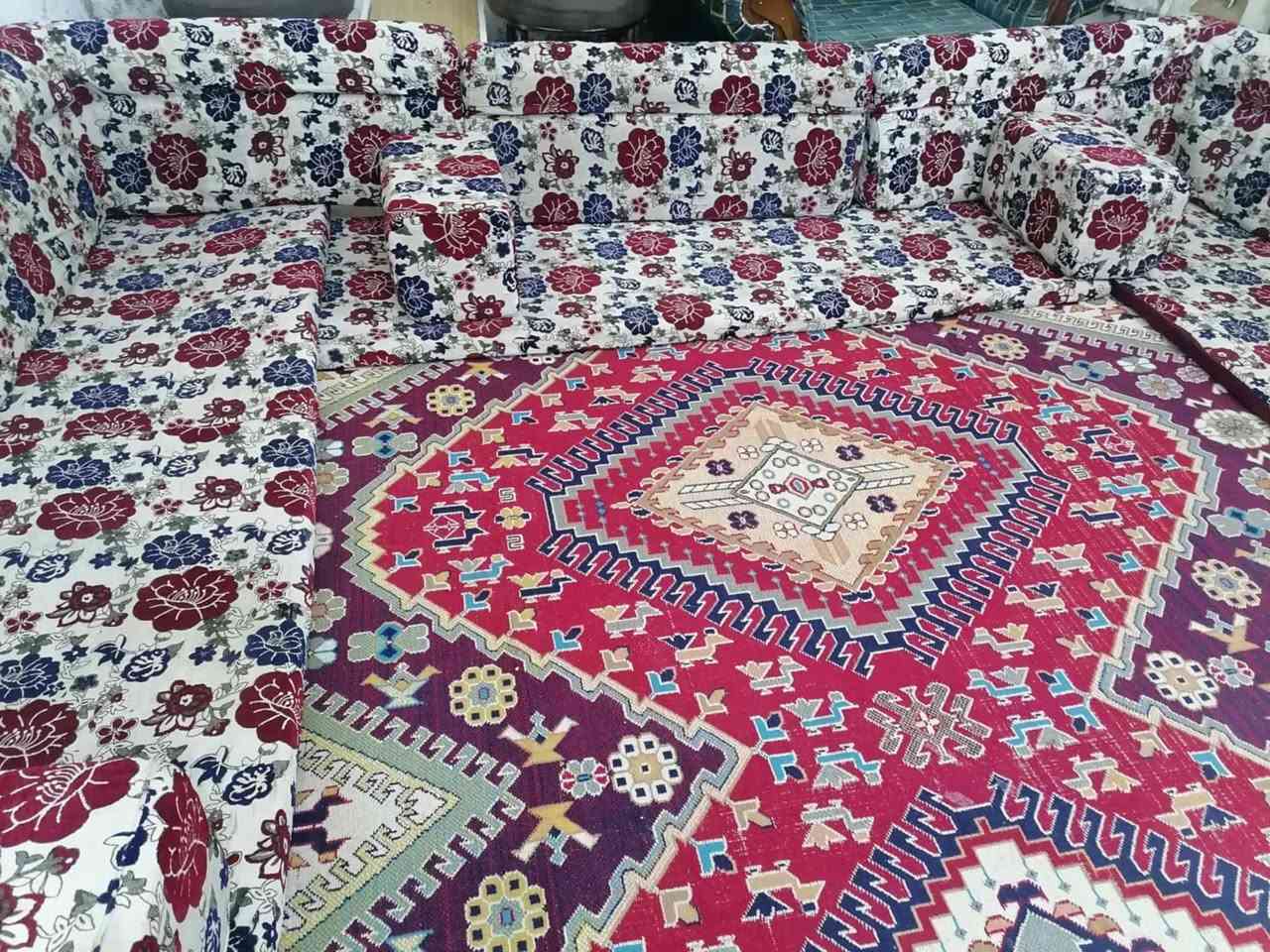 السلام عليكم ديوان جلسة خليجية ربل ضغط 12 متر كامل نضيف كلش لا بي شك ولا نازك تجي للبيت وتشوفه الاتصال بلرقم اني مكلف ***********
