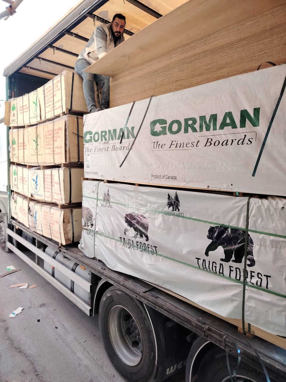 تم وصول وجبه مسواك جديد  من الخشب المعاكس  والصاج السنديان  ولوح المصفى  من اجود انواع الماركات  مستعدين لتجهيز كافه النجاجير جمله ومفرد وباانسب الأسعار العنوان نجارة الياقوت قرب جامع السنبل للاتصال ***********
