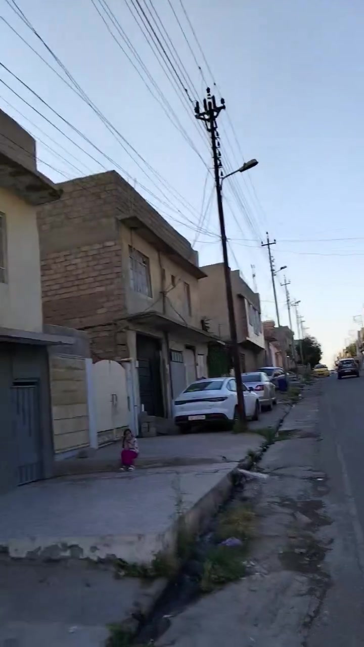 دار للبيع حي الكرامة مساحة 100🏡🏡

*********** ☎️
*********** واتساب استفسار ع ارقام الثالية
