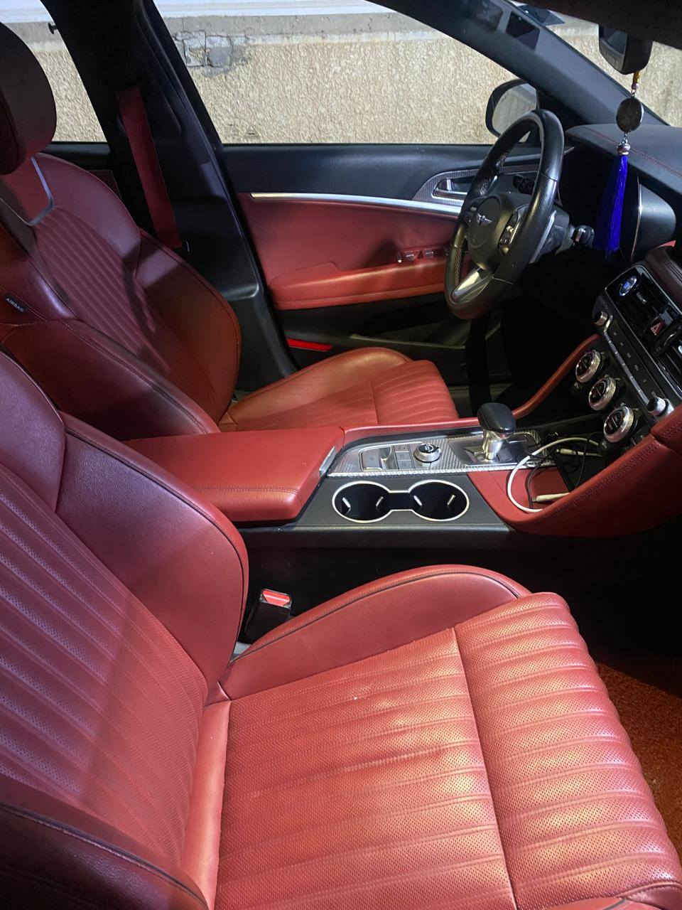 السلام عليكم جنسسز جي 70 2023 فول موصفات اربعه سلندر 2000 تيربو الحادث موضح بالصوره للبيع اومراوس  حسب السياره *********** واتساب
