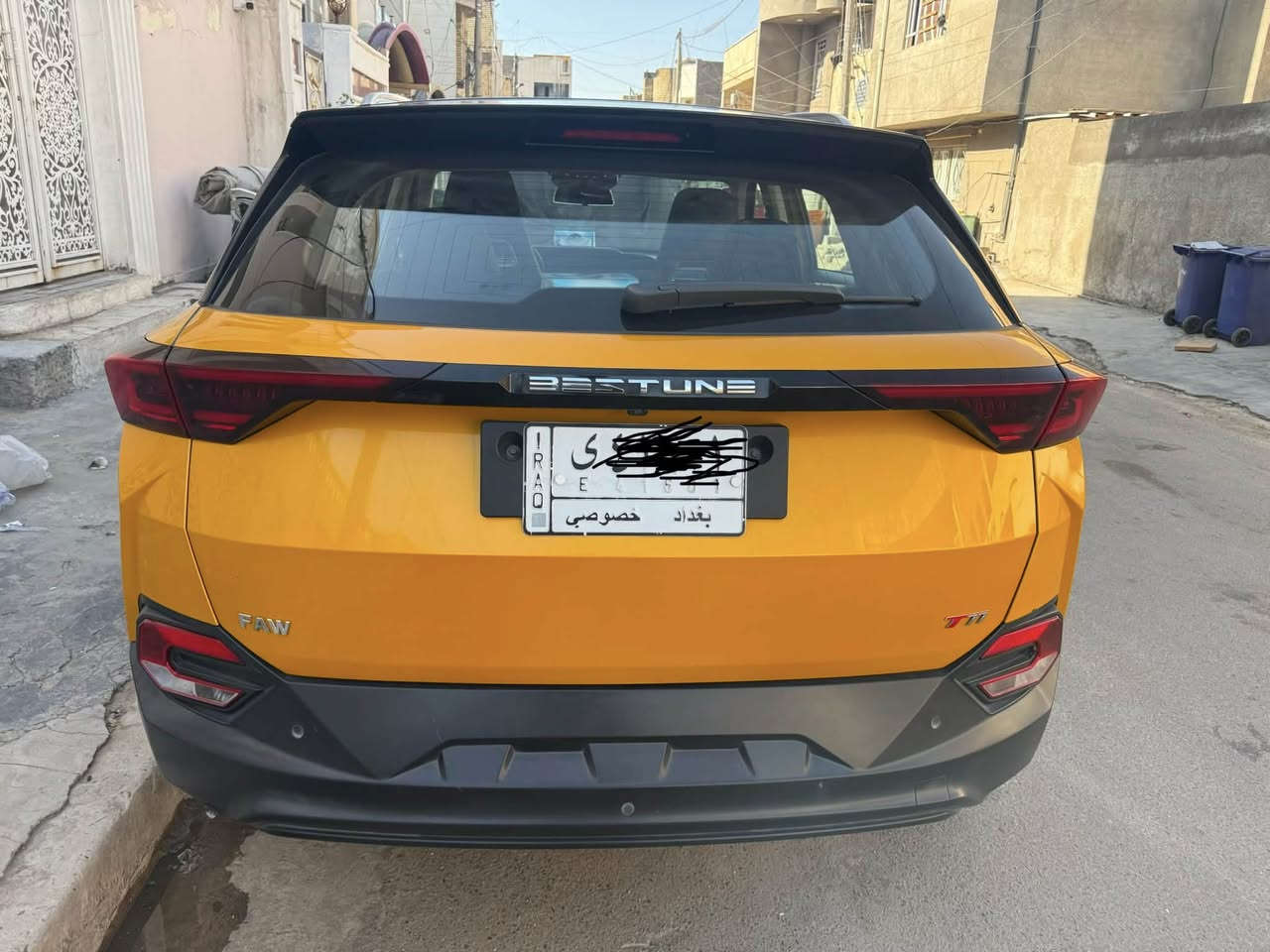 السلام عليكم سياره فاو بيستون t77 السياره فول موصفات الاخير السياره اقساط باقيلهه سنه وصير حره استقطاع فوري من الماستر السياره جديده
بصنه تشغيل 
بنراما طكتين 
مري قابل الطي 
كشنات جلد رياضي 
ماشيه ٦٣ الف 
فول تحكم استيرن 
قطعتين تبريد 
تصعيد الجام والبنراما عنده تقفيل السياره 
رقم بغداد البيع فقط مكان السياره بغداد *********** 
السعر ١١٠ وبيه مجال بسيط
