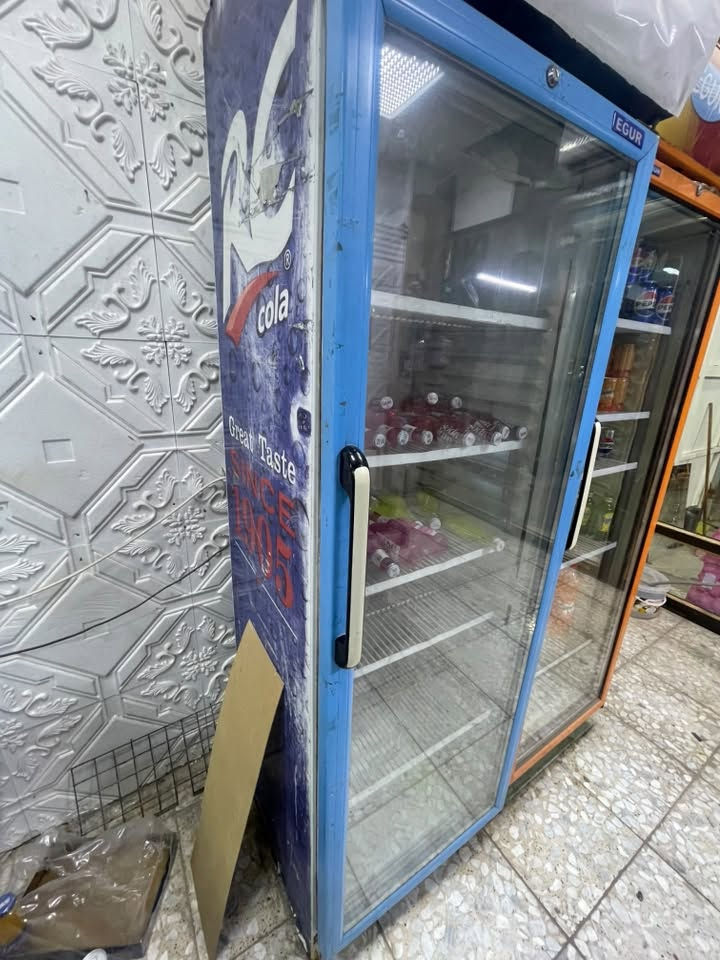 عارضات وحده سطحيه وحده عموديه ماطورات شغاله بس متبرد بيهن ليك لن جانن متروكات سعر وحده 125 

وتساب موجود ***********
مكاني بغداد

