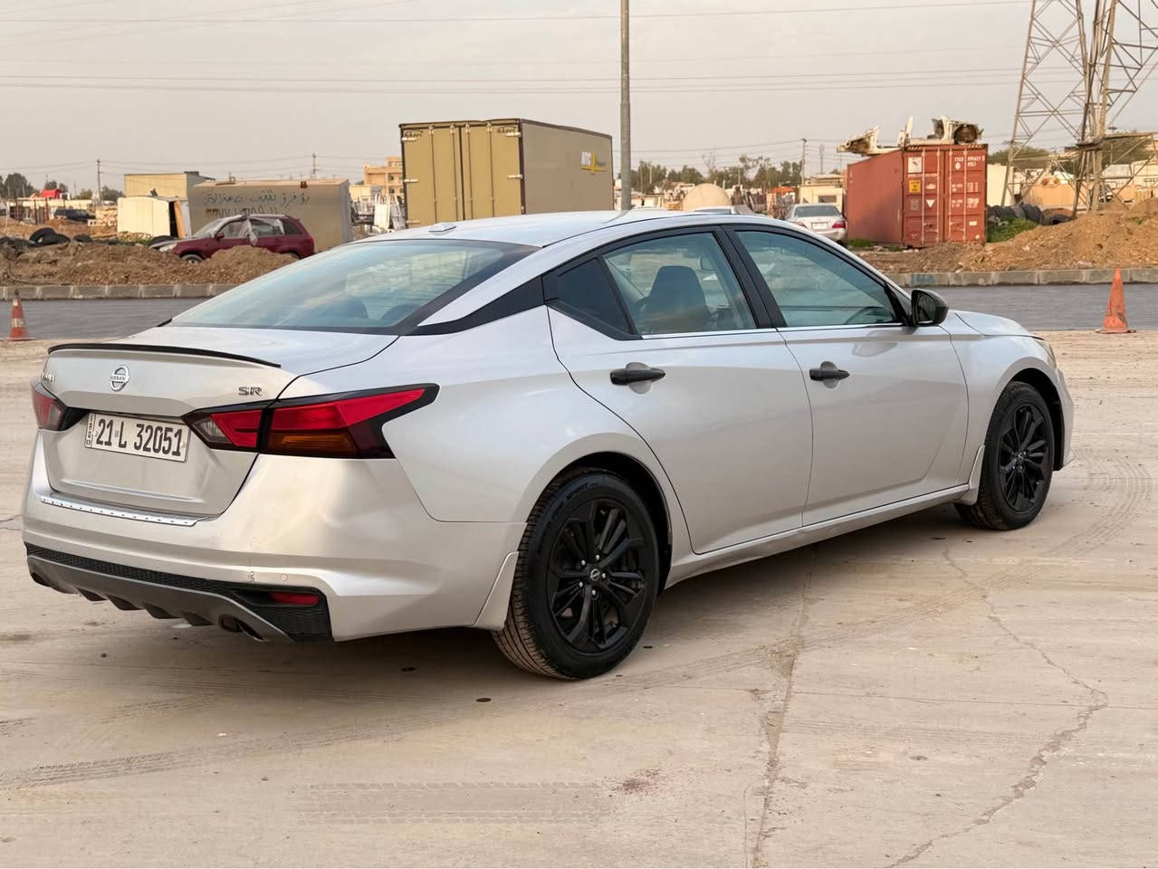 بسم الله الرحمن الرحيم

للبيع نيسان التيما 2020 SR ماشية 85 الف ميل 

مرقم اربيل جاهزة مكان السيارة كلار
رقم صنوي كير محرك كل جديد

رقم شاصي موجود بل منشور بسيارة 4 قطع صبغ فقط وايربك بس ستيرن ورجع سستم 
1N4BL4CVXLN308126

السعر 123$ وبي مجال بسيط 

رقم   ***********94 كالار, السليمانية
