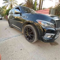 انفنتي QX80 موديل 2014  مكينة 5.6  حادثها جاملغ وبنيد جهة السائق و طاك...