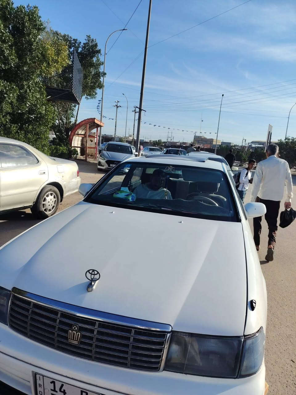 سلام عليكم/
للبيع بطه 2000 رقم بصره تحويل ثاني يوم رقم جديد 
مكينه كير جدد
حداده تخم تاير كهربائيات كامله سياره خير من الله كفاله كص ضربه قويه 
عيب شرعي تعهد بيهن 
علمن سياره كان الونه مصفر سابقن وصبقته ابيض مكانه بصره 
سعر 55بيه مجال 
***********استفسار البصرة, العراق
